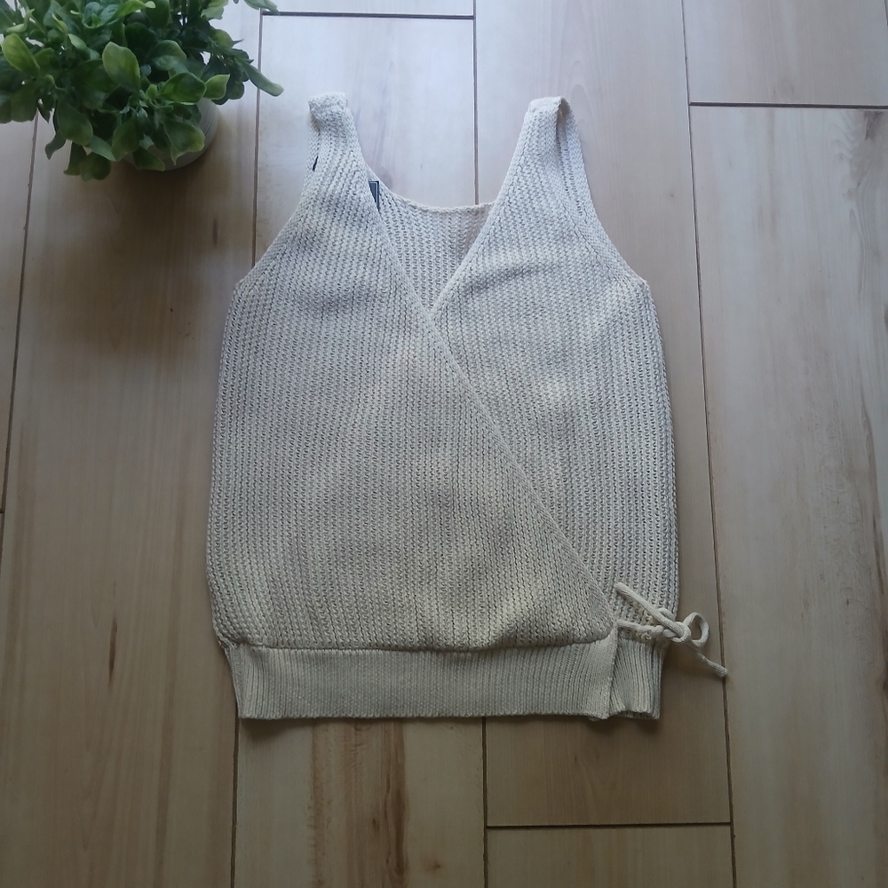 NWT Moon & Madison Cream Tan Sleeveless Deep Back Knit Summer Top! Size Large!